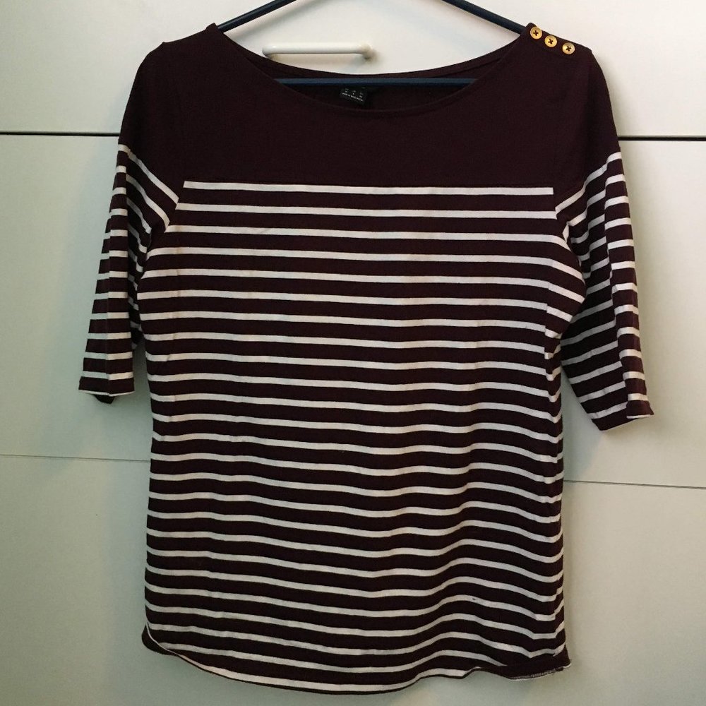 Women's Burgundy Top